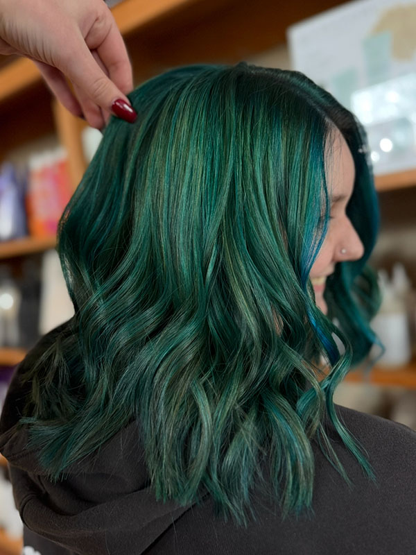 Green hair color